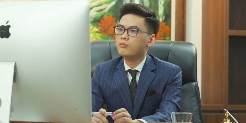 CEO Nguyễn Quốc Hoàng 1 Tóm tắt tiểu sử của Quốc Hoàng