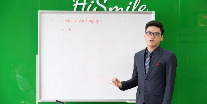 CEO Nguyễn Quốc Hoàng 2 Tuổi trẻ chăm học với nhiều thành tích